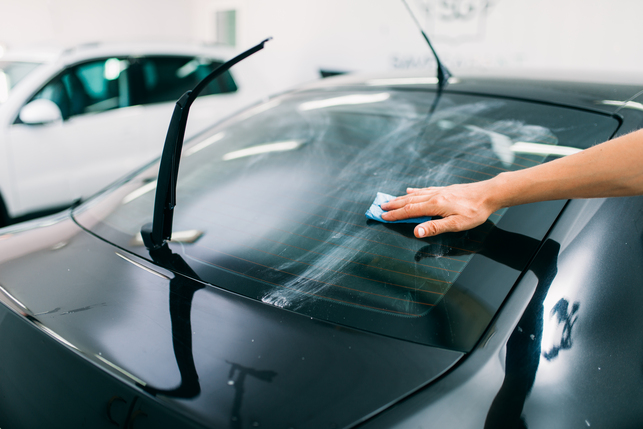 Pros and Cons of DIY Car Window Tinting