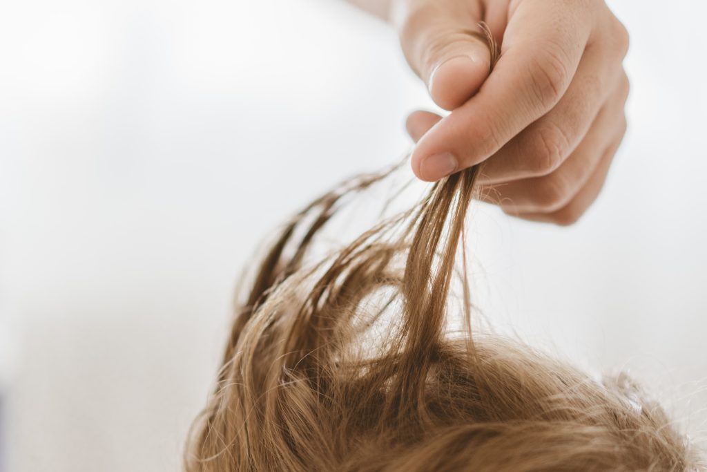 Can You Actually ‘Repair’ Damaged Hair? Featured Image 00322